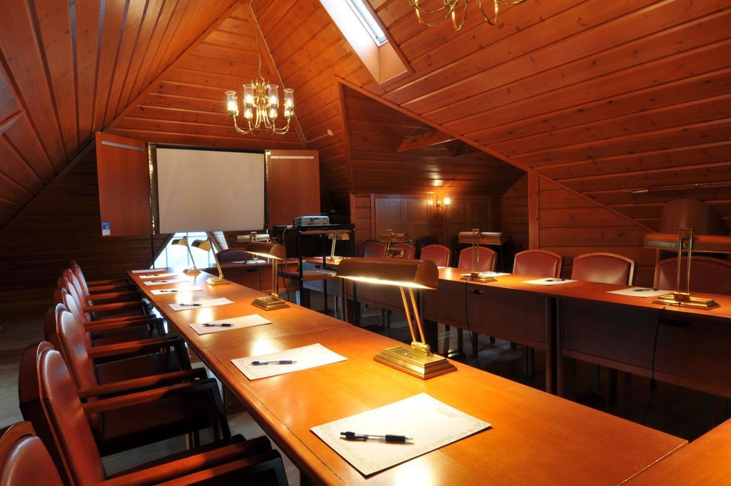 Hotel Vinterpalatset Kiruna Zewnętrze zdjęcie